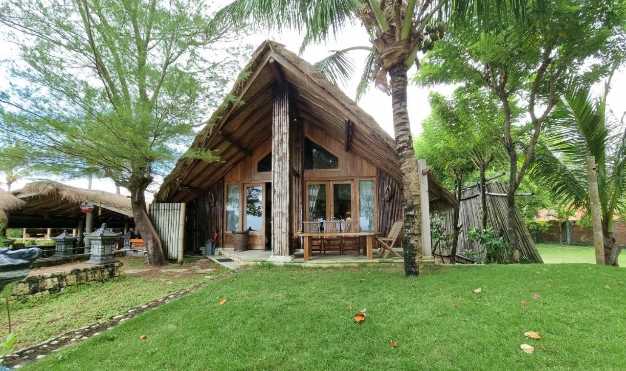 Istana Ombak Eco Resort Pacitan Εξωτερικό φωτογραφία