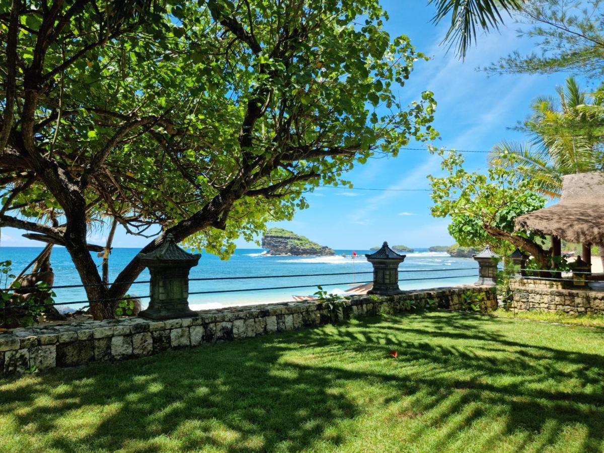 Istana Ombak Eco Resort Pacitan Εξωτερικό φωτογραφία