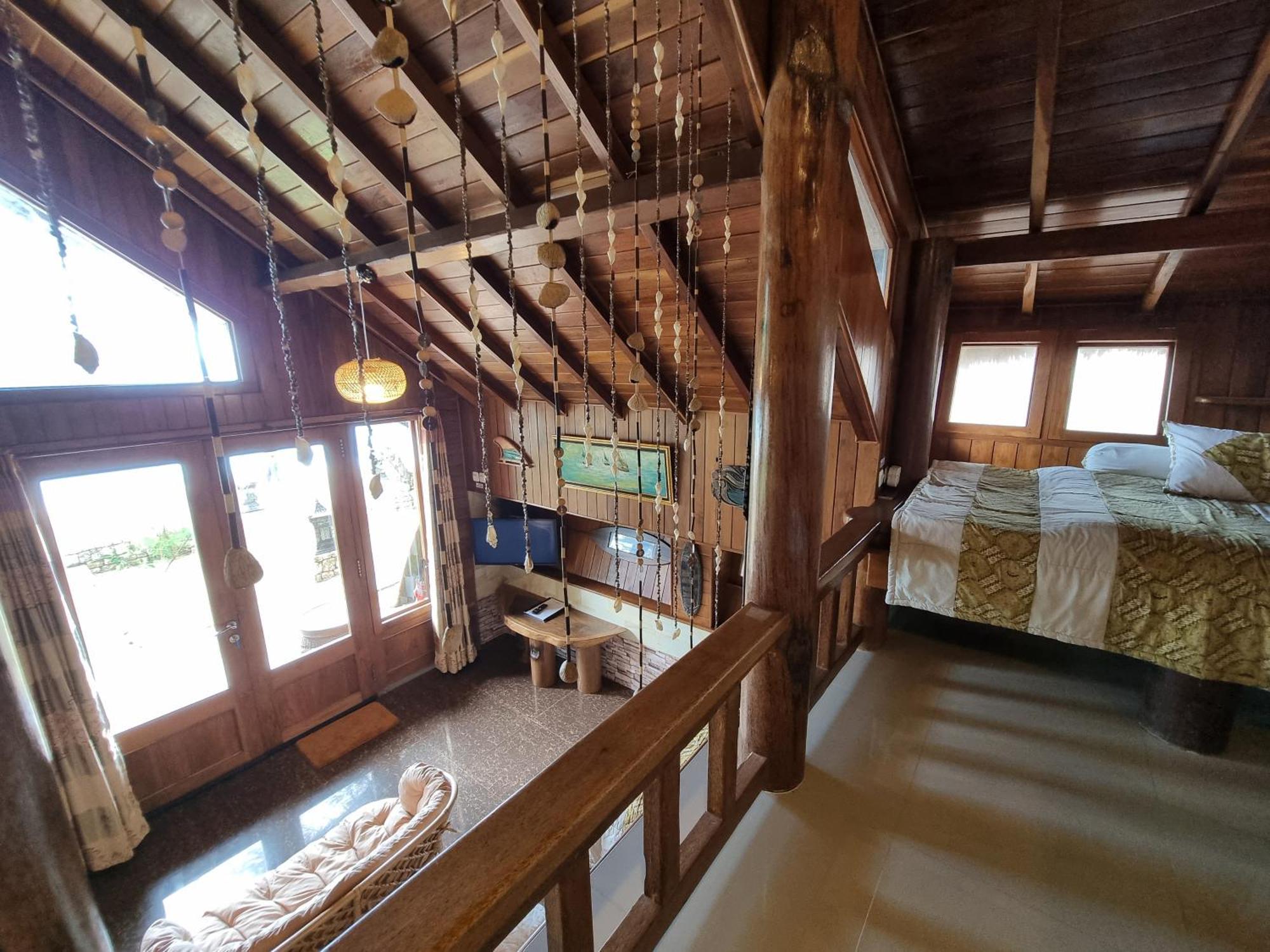 Istana Ombak Eco Resort Pacitan Εξωτερικό φωτογραφία